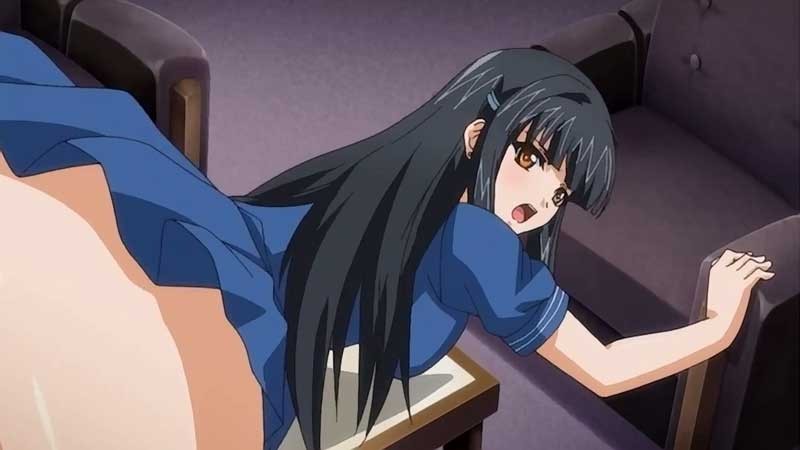 【エロアニメ】親睦会で若い先生に余興をやってもらうのがこの学園の習わし、女性ならセーラー服に着替えてアナルセックスで親交を深める(笑)